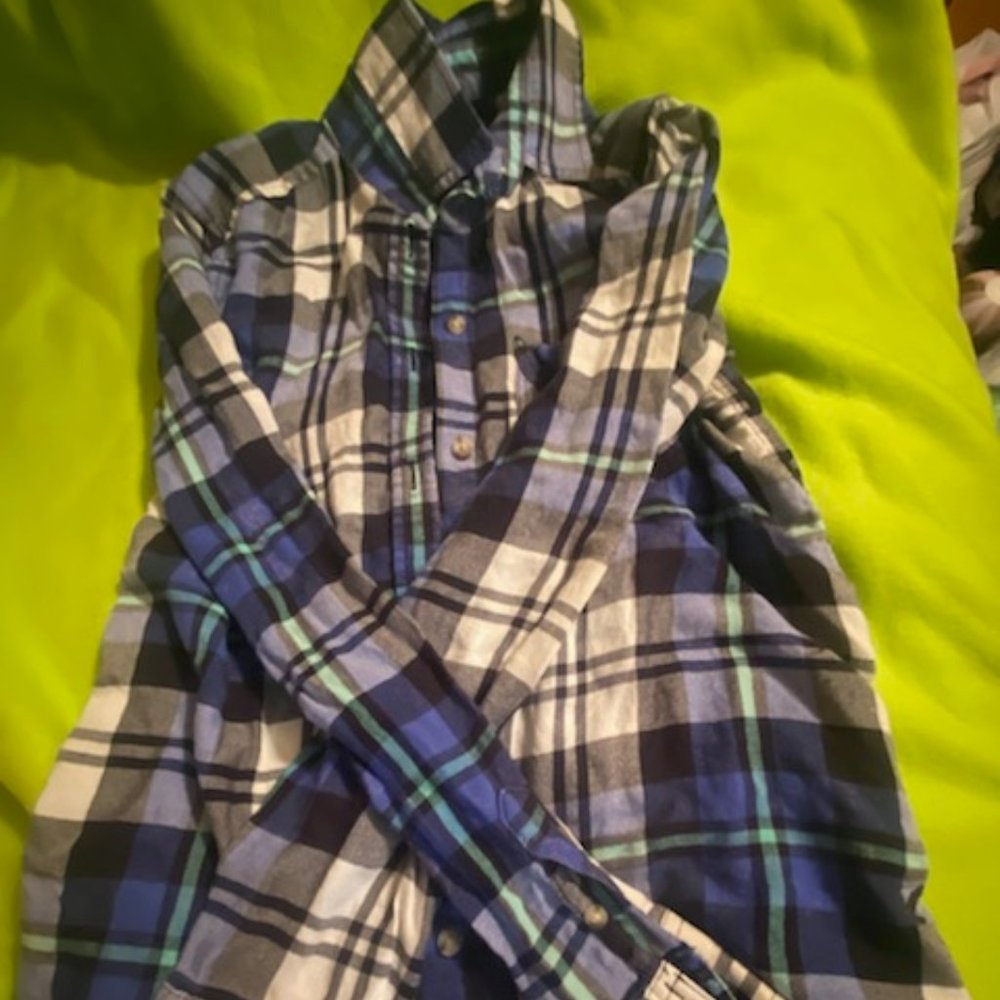 Long Sleeve button up Plaid